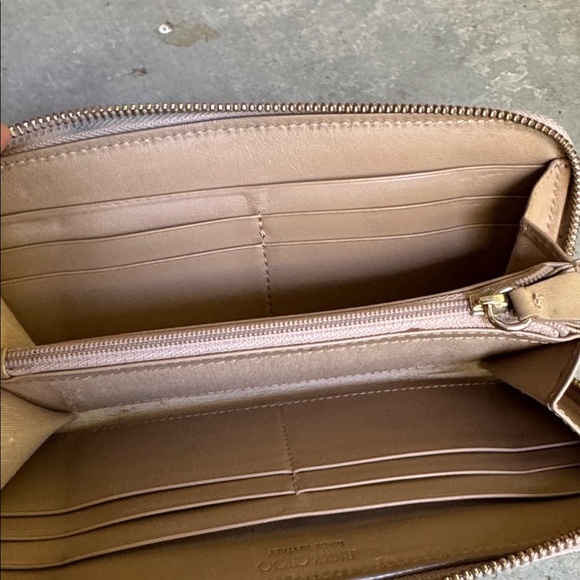 Jimmy Choo Star Studded Zip Wallet - Picture 5 of 10